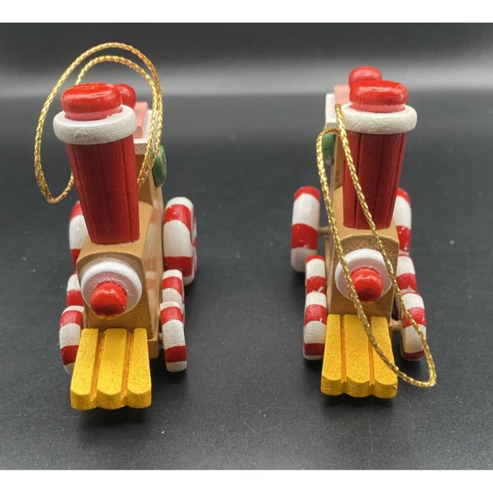 2 Avon Gallery Originals Wooden Train Ornaments Peppermint Wheels with Boxes - Picture 8 of 11